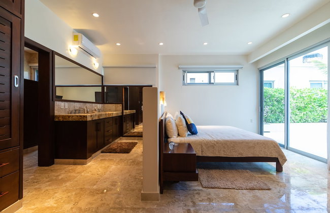 Beachfront Homes by Playa Paradise - Photo 36