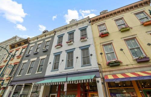 Huge Retrea w Rooftop Deck Stay At Farmers Market - Foto 48