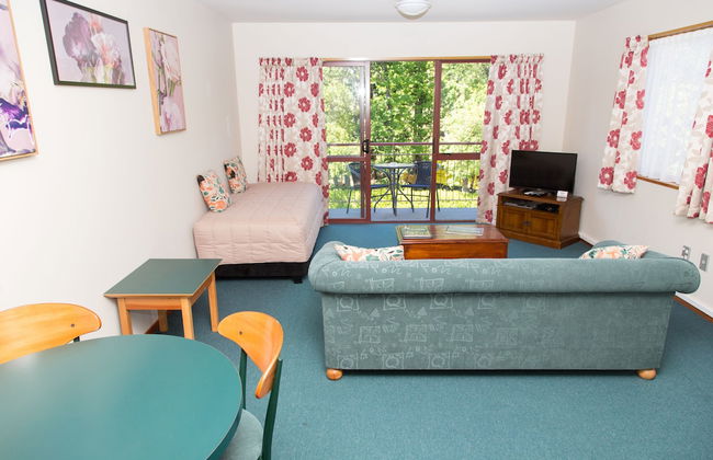 Aspen Lodge Motel - Photo 23