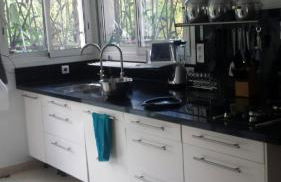 Villa piscine confort, barbecue - Photo 9