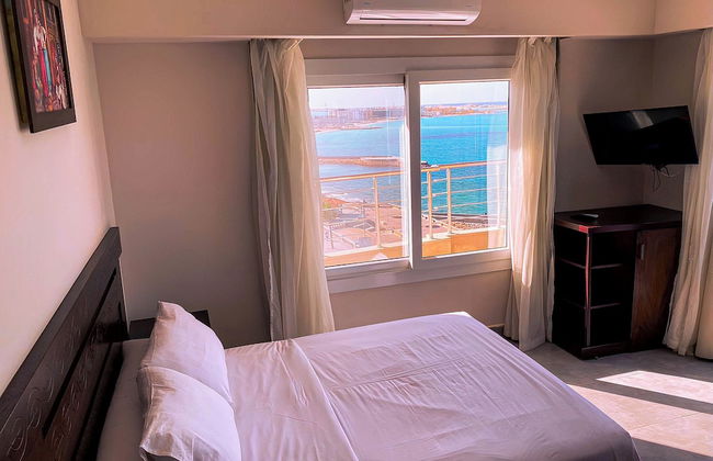 Luxury Apartment 3BR & Full Sea View - Photo 7