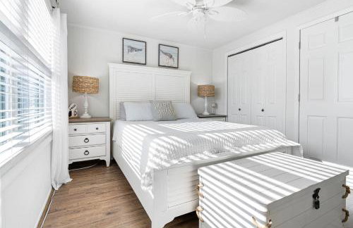 Ocean Block Condo 100 Steps From the Beach - Foto 17