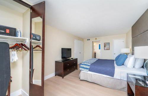 Amazing Intracoastal Views - Walk to the Beach! - Foto 14