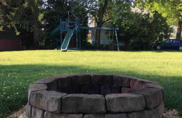 Comfortable Craftsman Getaway - Foto 29