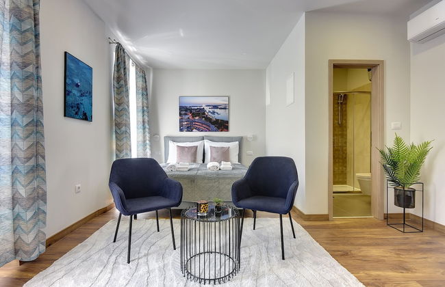 D&A Central Luxury Apartments - Photo 6