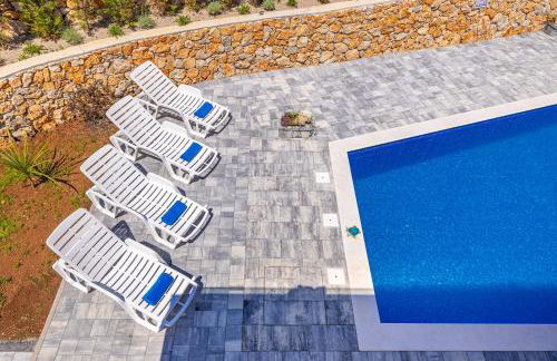 Vila KATHARINA s privatnim bazenom - Foto 40