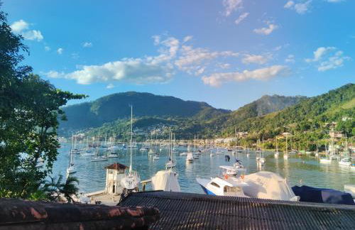 SUPER FLAT 180 graus em Angra dos Reis , Frente Mar na Marina Piratas com estacionamento - Foto 48