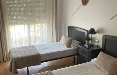 Oasis en la playa con piscina - Foto 52