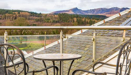Beach Front Flat, Brodick - Photo 2