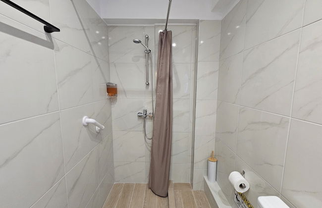 Lemon Tree Suites Near ATH Airport - Photo 35