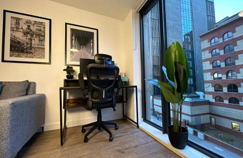 Cozy City Centre Apartment with Free Gym and Free Coffee - Photo 63