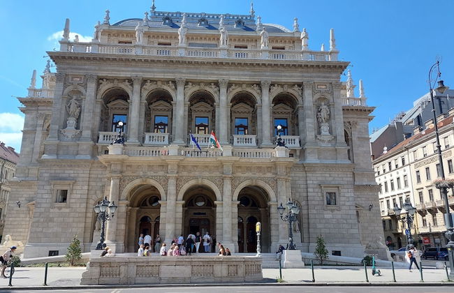 Opera Residence - Photo 35