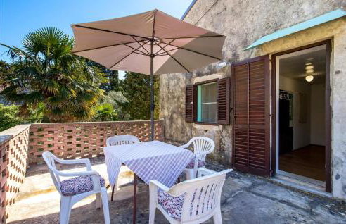 3 Bedroom Lovely Home In Nerezine - Foto 1