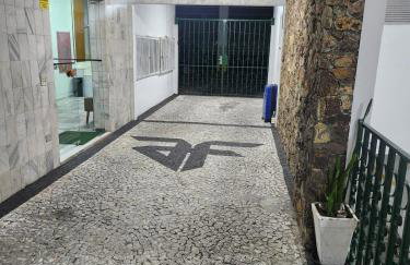 Apartamento 1 quarto com garagem - Alto da Glória - Foto 2