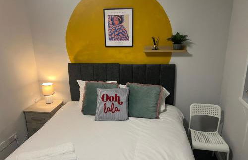 4 En-Suite Rooms-Walk to Warwick Hospital-Ideal for Professionals & Contractors - Foto 3