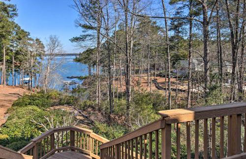 Luxe Lake House with Pool and Dock on Deep Water Cove! - Foto 31