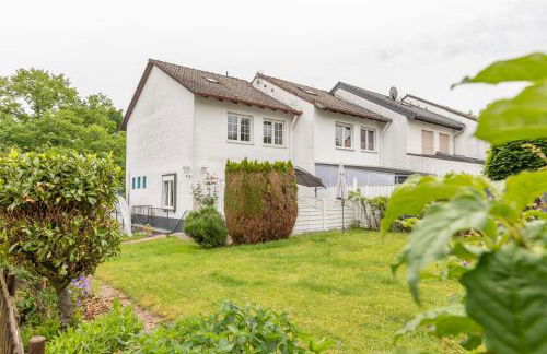 Haus mit großen Garten - Foto 2