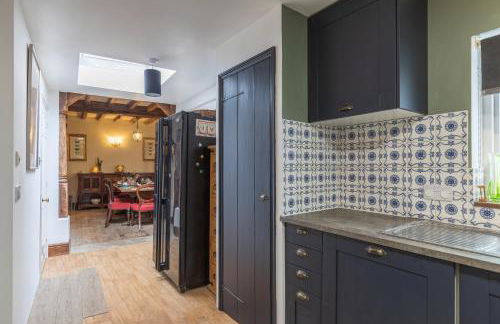 Historic Spacious Central 6 BR Town House Uckfield Sussex - Foto 15