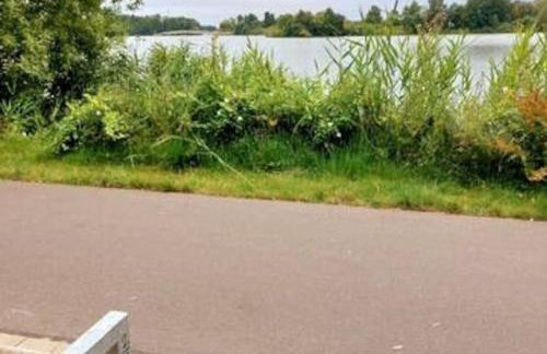 zentrale Ferienwohnung - direkt am See und in Schlossnähe - Photo 23