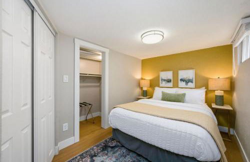 Inviting Bungalow Next to Unc - Free Cruiser Bikes! - Foto 65