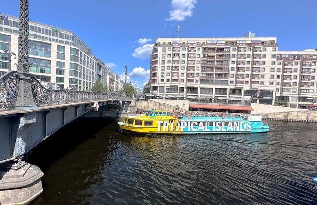 Berlin Big Bus & Boat Trip - Photo 3