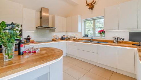 Woodside Cottage - Photo 3, stove