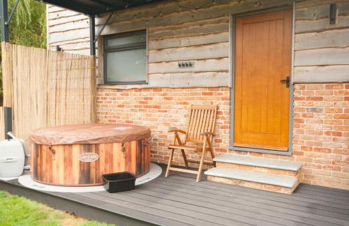 Luxury three bedroom property with hot tub - Foto 2