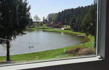Mazurski Domek Papy Smerfa plaża pomost jezioro prywatny staw gospodarstwo pasieka - Foto 22