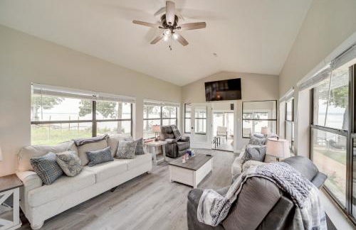 Waterfront Grove Retreat with Dock Cedar Ridge - Foto 23