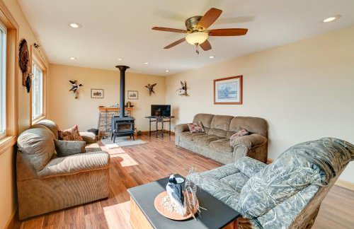 Deck and Water View Cozy Kentucky Lake Getaway - Foto 9