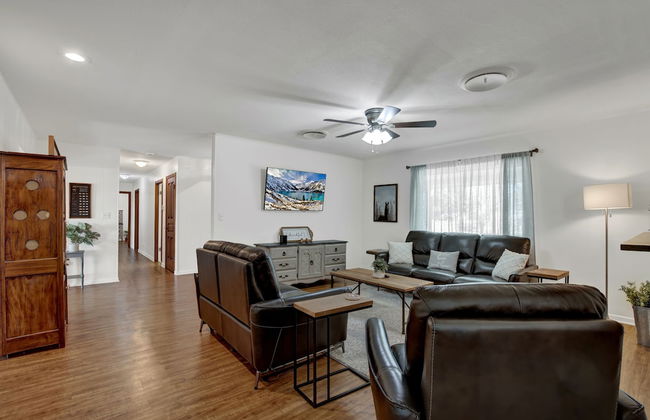 Spacious Home - Fire Pit, BBQ and Outdoor Seating! - Foto 14