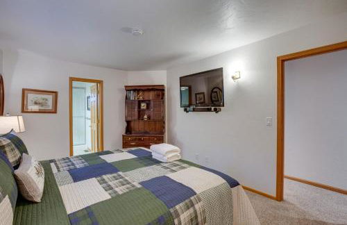 4 Mi to Slopes Family-Friendly Stateline Home! - Foto 16