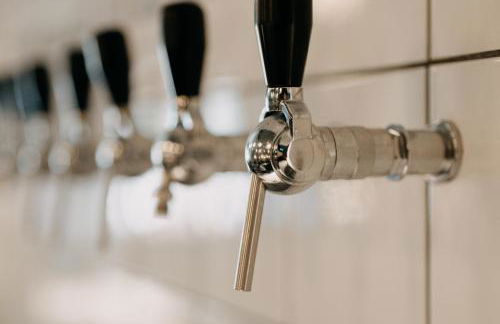 Converted Bar & Chinese Takeaway - Foto 19