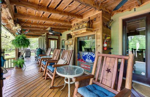 Flag Hole Riverfront Cabin Near Local Attractions! - Foto 26