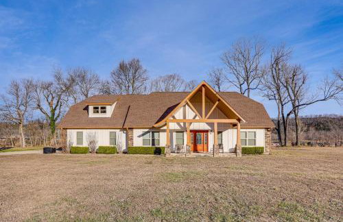 Fish the White River! Sleek Family Home in Flippin - Foto 35