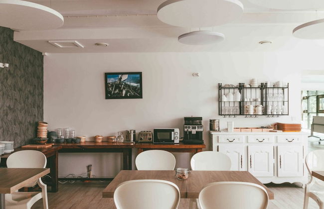 Modernly Furnished Cottage With Beautiful Terrace by a Lake - Foto 27