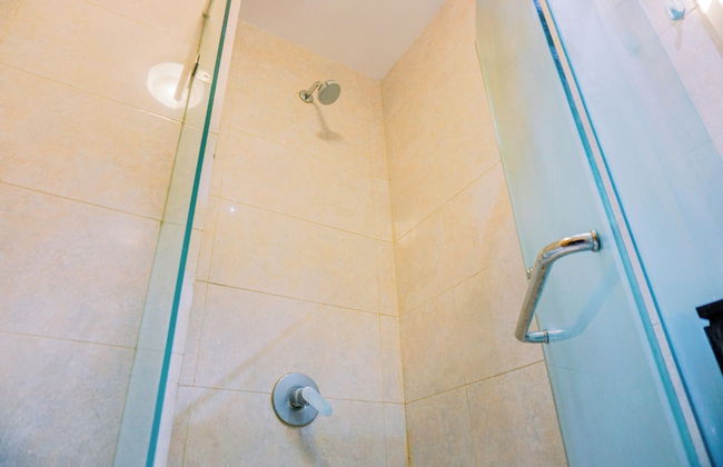 Homey And Modern 2Br At The Mansion Kemayoran Apartment - Foto 11