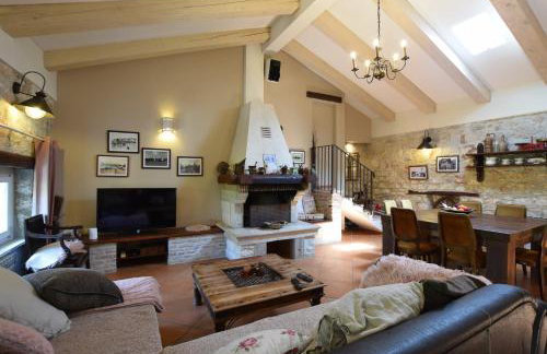 BEST PRICES VILLA NINI with private pool, barbecue,bike, fireplace, and much more - Foto 6