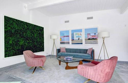 Palm Springs Luxury Home With Pool and Next to Downtown & Airport - Photo 31