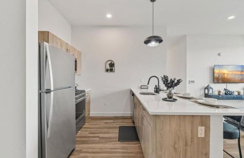 Upscale Views 2br Free Parkn, Walk 2 Train, 2bath - Foto 13