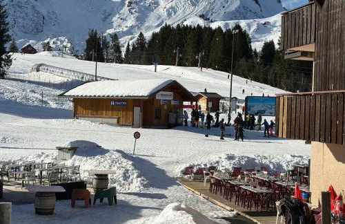Appartement cosy à la montagne aux pieds des pistes pour 4 personnes et 1 bébé - Foto 1