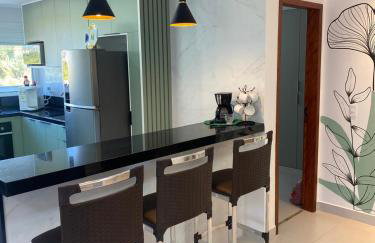 Prainha com roupa de cama e banho - Foto 1