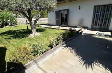 Villa Adriana alle pendici dell'Etna - Foto 1