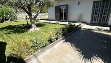 Villa Adriana alle pendici dell'Etna - Foto 1