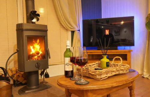 Green Vale Lodge, Yanwath, modern lodge with hot tub and 10 minute drive to Ullswater - Foto 2