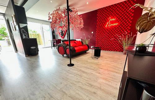 Suite Jeux d’Amour Jacuzzi / Love Room - Foto 9