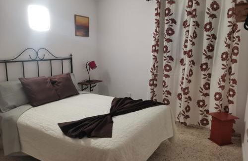 CHALET CON JACUZZI CLIMATIZADO, BARBACOA Y CERCA DE LA PLAYA - Foto 11