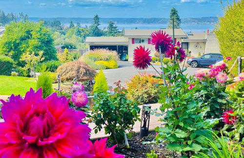 1400sf Cozy Retreat with Sound View, Garden & Privacy - Foto 2