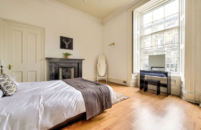 Alva - City Centre Apartment - Photo 9