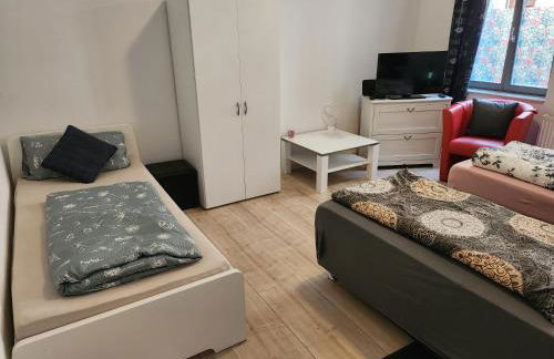 MD- City, EG, Top in Preis- Leistung, Lage, Deluxe App mit 2 Schlafzimmer, Merkmale Qeensize Bett, Romantk DZ - Foto 15